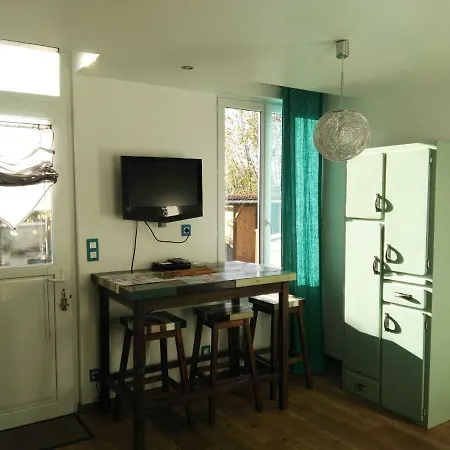 La Maisonnette Les Ageux